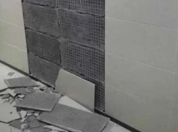 徐水区瓷砖空鼓维修公司分享下徐水区墙砖松动维修的知识